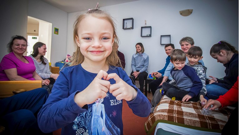 Predivna priča iz Drvenika: Odnijeli donacije u Ukrajinu, vratili se s 12 izbjeglica