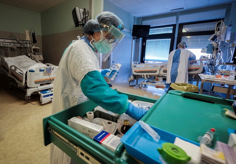 Aplikacija za praćenje pandemije koronavirusa otkrila najčešće simptome