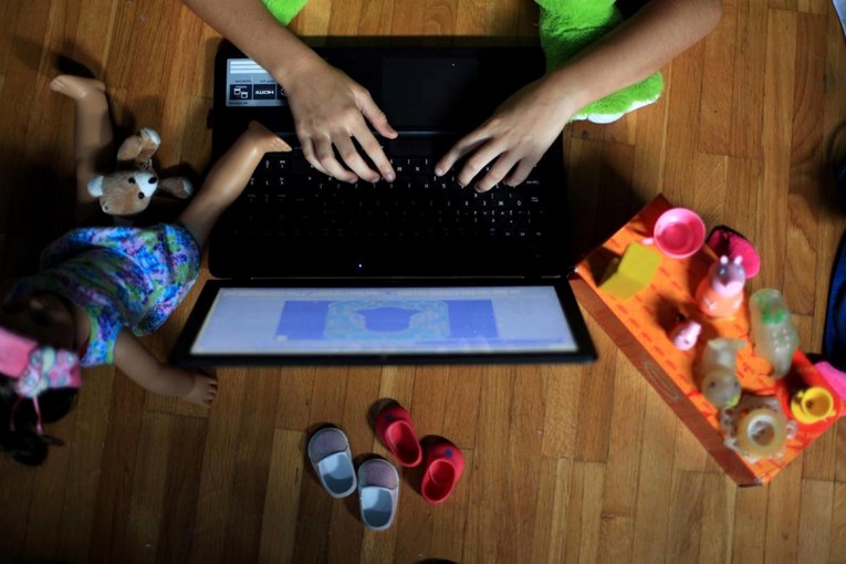 Uhićenja zbog dječje pornografije potaknula apel roditeljima: "Razmislite dvaput"