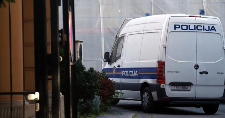 USKOK podigao optužnicu. Referentica suda suprugu prepisala tuđu nekretninu