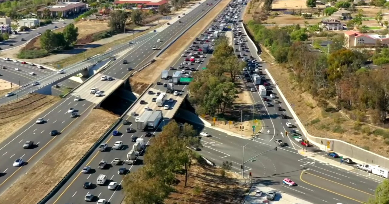 Tehnologija kontrolira promet, evo kako funkcionira prva pametna autocesta