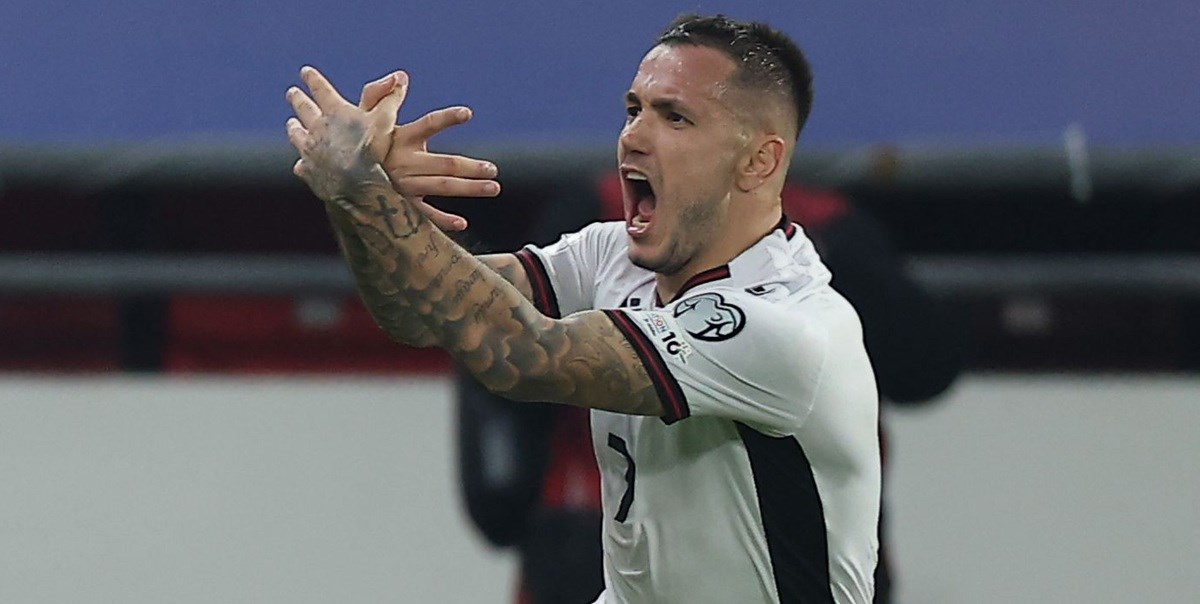 Pokazivanje orla nije razlog. Evo zašto je kažnjen Albanac koji je srušio Srbiju