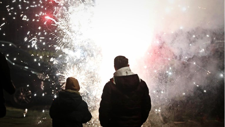 Prijatelji životinja skupili 35.000 potpisa za zabranu pirotehnike