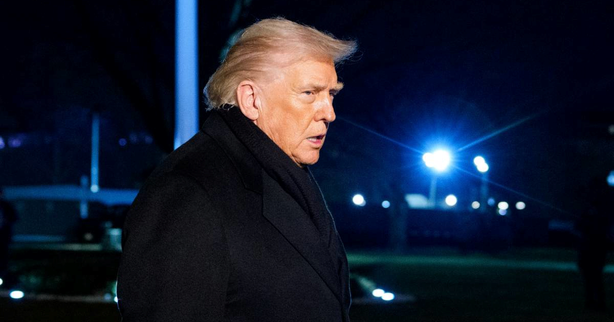 Trump upozorio Starmera: "Poslovanje s Kinom je vrlo opasno"