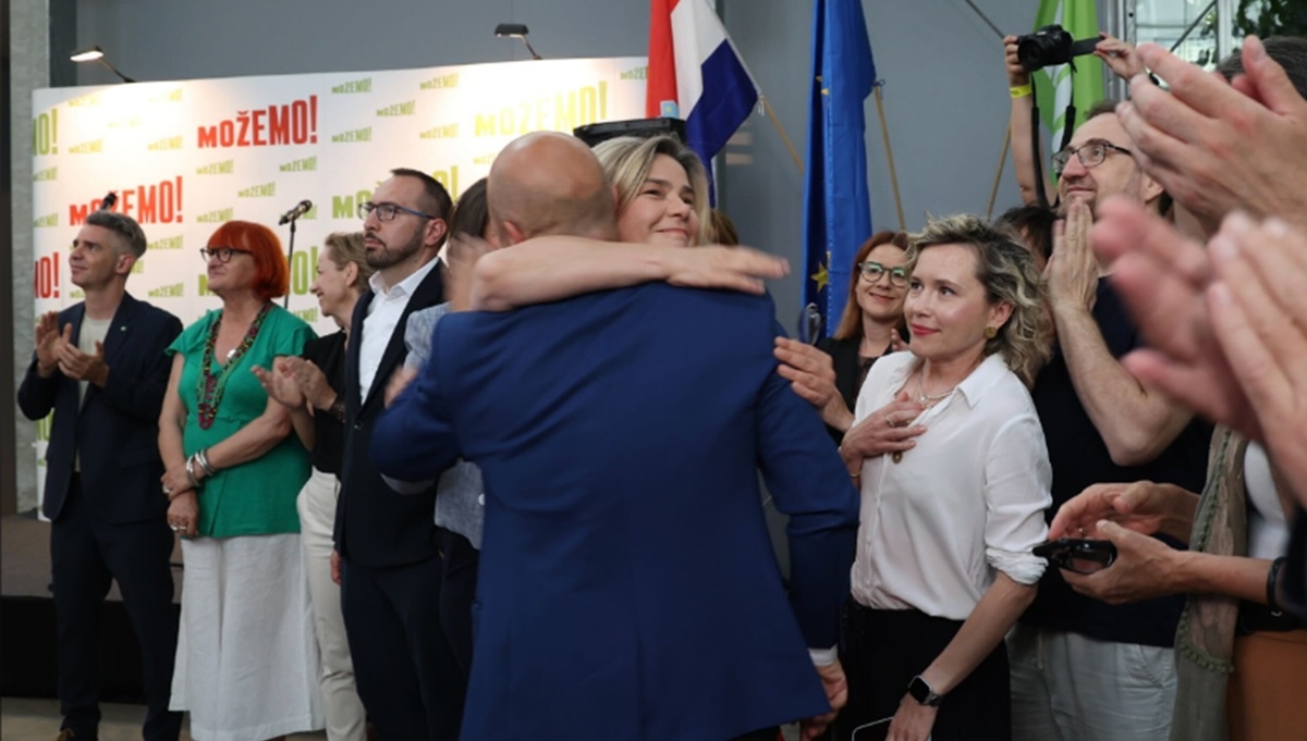 Ovo je trenutak kada su u stožeru Možemo pročitani rezultati izlaznih anketa