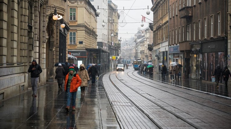 Krajem dana bi mogla pasti kiša