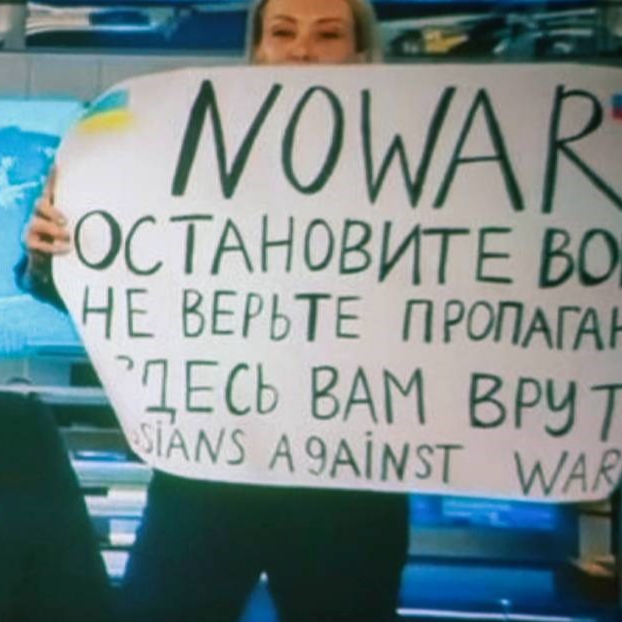 Ruska novinarka se uživo u eteru pobunila protiv rata. Prijeti joj 10 godina zatvora