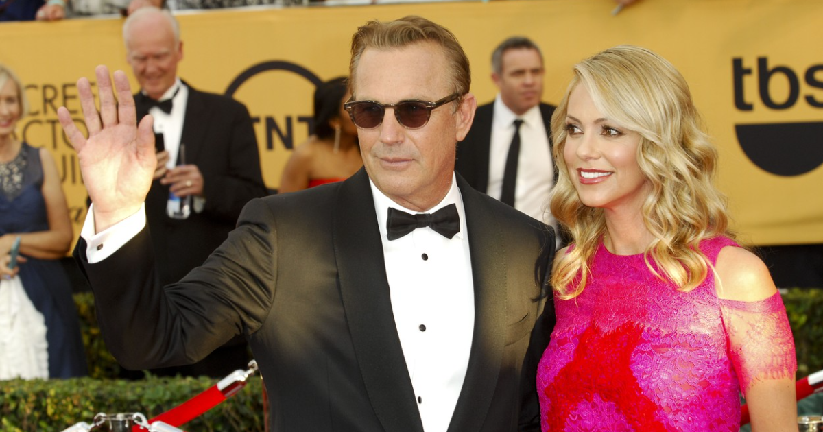 Kevin Costner supruzi nudi novac samo da ode iz kuće, ali ona neće