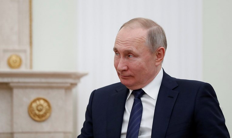 Rusi neodlučni po pitanju ostanka Putina na vlasti