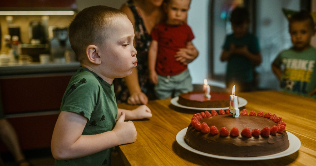 Žena na rođendan dovela dvoje nepozvane djece, mama slavljenika bi to naplatila 70 €