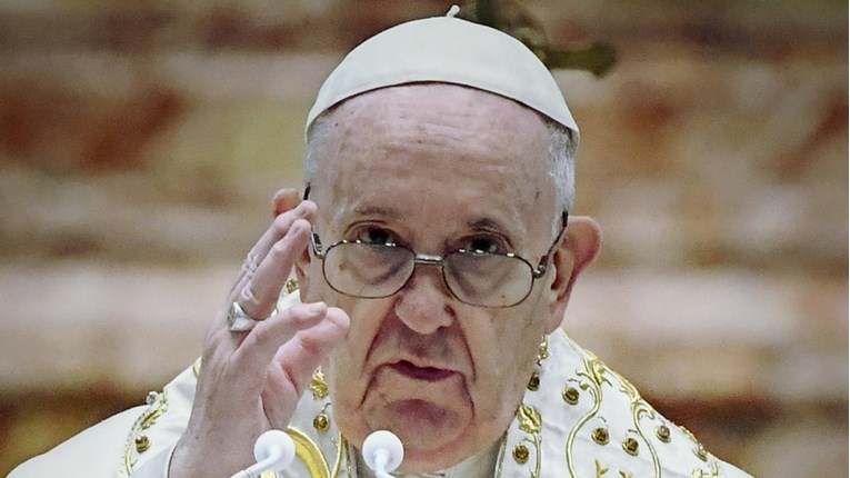 Papa Franjo pozvao MMF i Svjetsku banku da smanje dug siromašnim zemljama