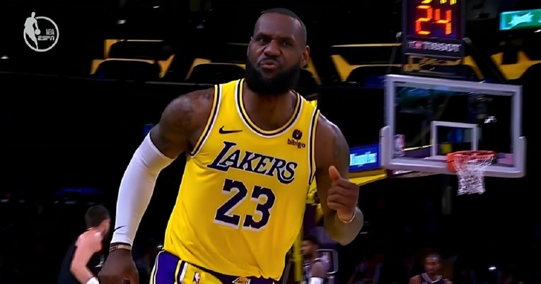 VIDEO Viralni hit. LeBron je zabio tricu preko Zupca, uslijedila je psovka