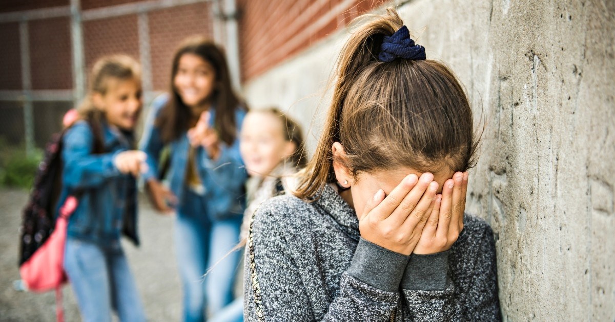 7 upozoravajućih simptoma u ponašanju koji ukazuju da je dijete nasilnik, a ne žrtva
