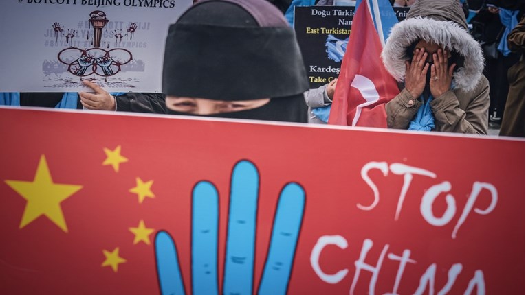 Kina uzvratila sankcijama Britaniji zbog ujgurskog pitanja