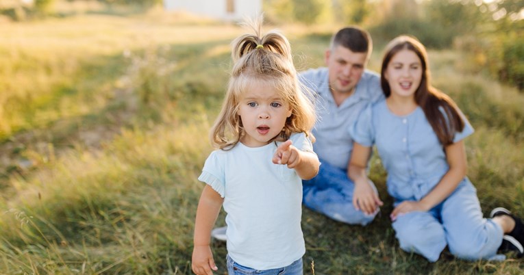 Koji ste tip roditelja? Psihologinja objašnjava razlike između meduze, tigra i dupina