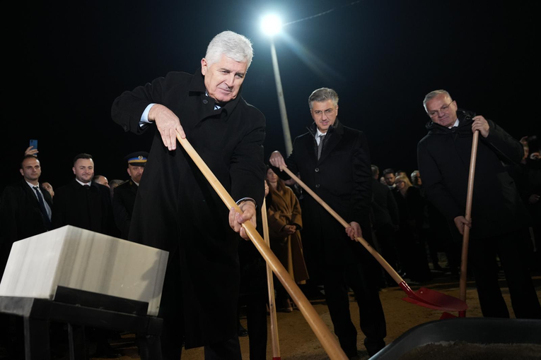 Čović pozvao Hrvate da se ujedine i ne dopuste Bošnjacima da ih opet preglasaju