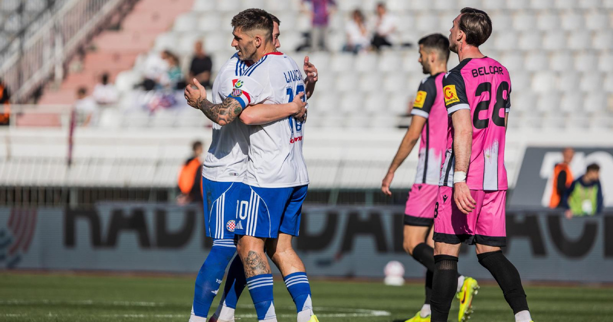 Garcia radi tri promjene u odnosu na derbi. Ovo je sastav Hajduka za Lokomotivu