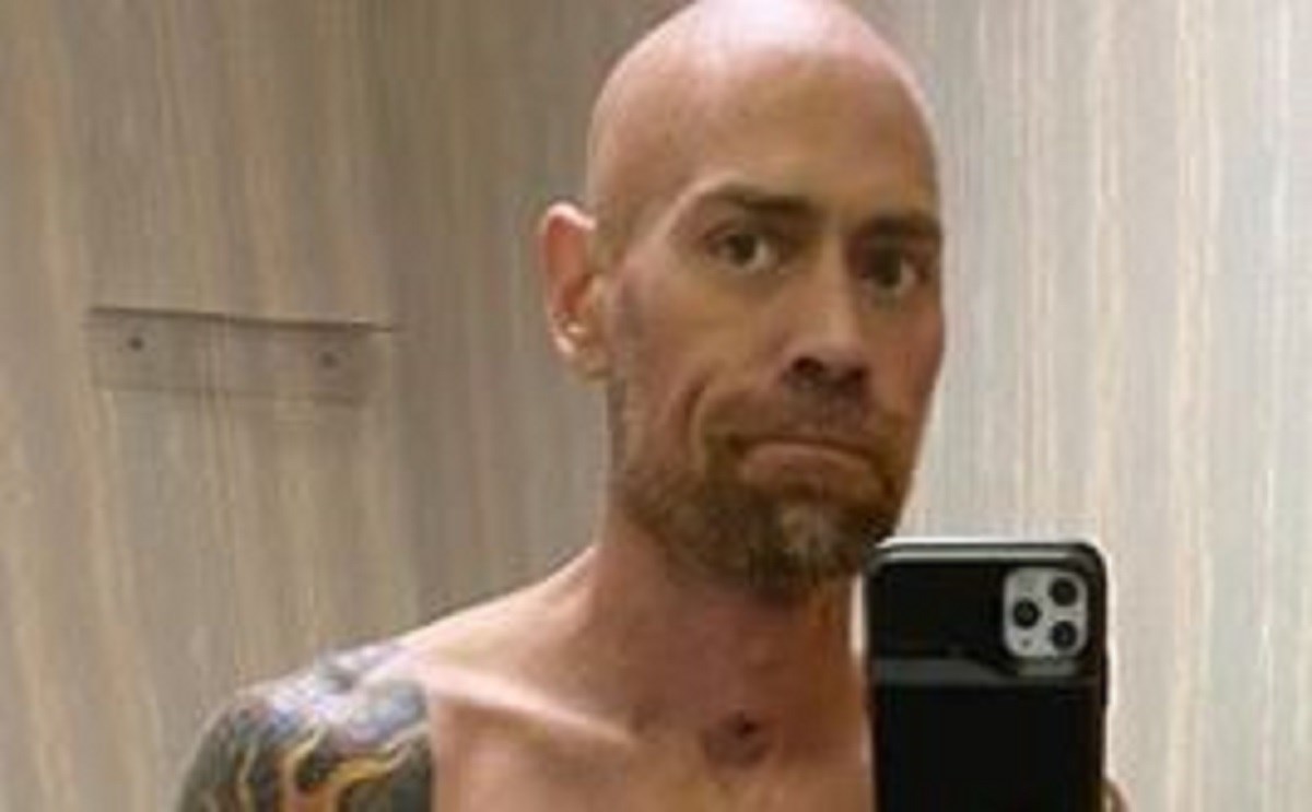 Podijelio šokantnu fotografiju transformacije tijela prije i poslije koronavirusa