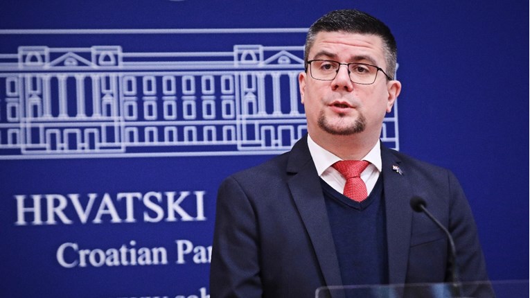 Hajduković: HDZ ne može riješiti demografske probleme jer ih je stvorio