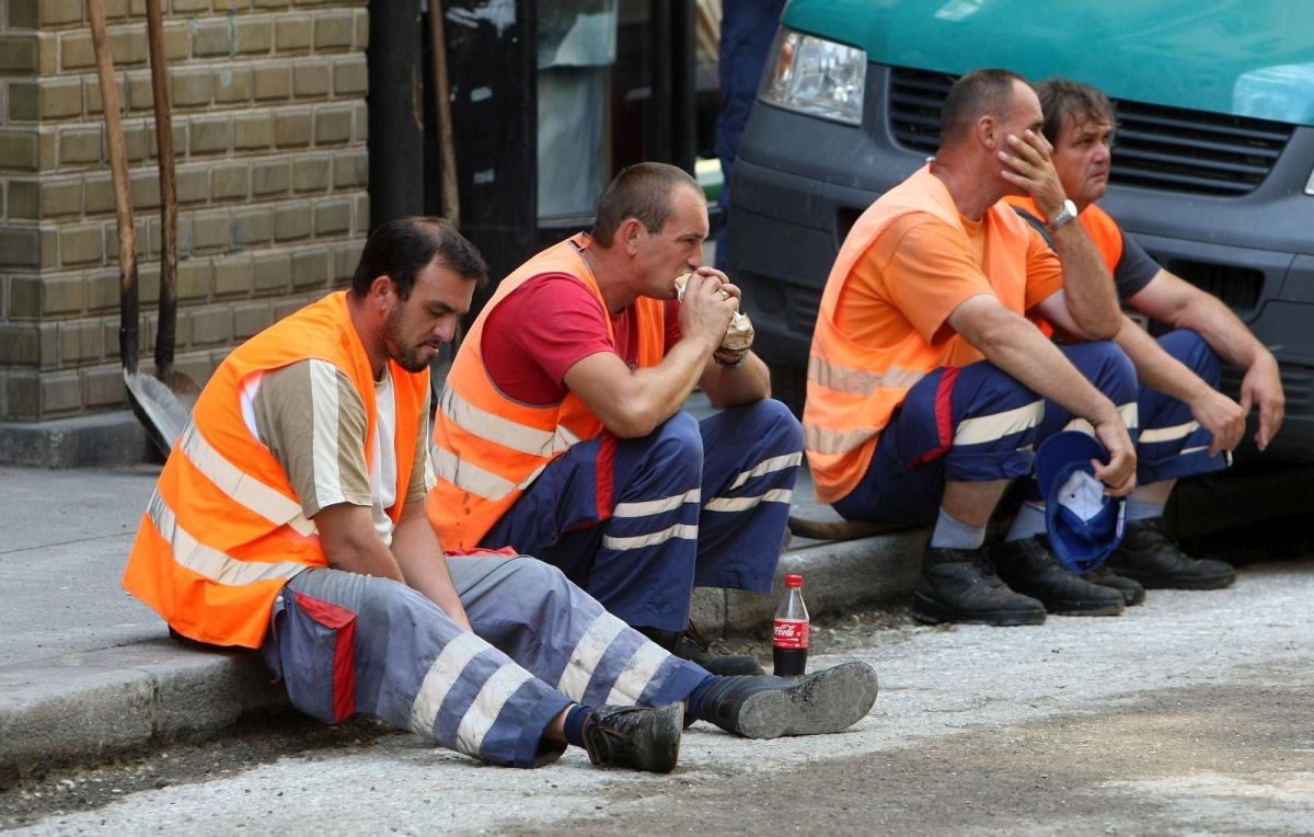 HUP: Treba promijeniti tretman pauza, bolovanja i uvesti minimalnu satnicu