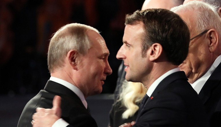 Putin i Macron razgovarali telefonom, planiraju poboljšati odnose Rusije i EU