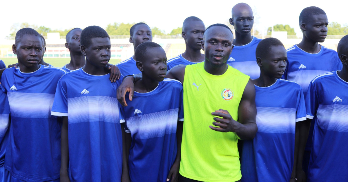 Otišao je iz sela i zaradio milijune. Vratio se izgraditi bolnicu, školu i poštu