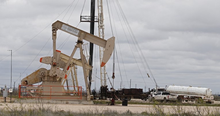 Cijene nafte pale na najniže razine još od veljače