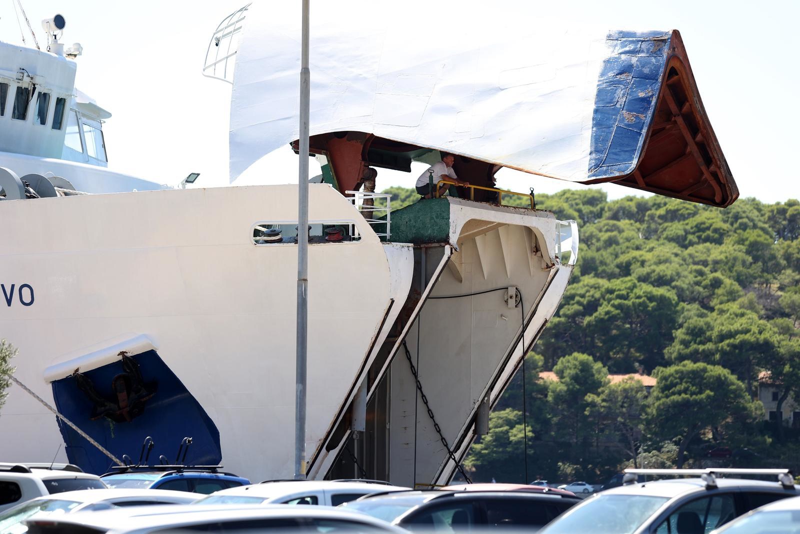 Podignuta optužnica protiv trojice zbog tragedije na trajektu Lastovo