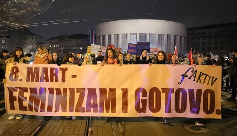 VIDEO Stotine na Noćnom maršu, došli Severina, Tomašević... "Ženama je dosta"