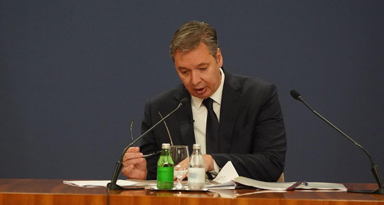 Vučić se izvanredno obratio: Molim ruske prijatelje da još jednom razmisle