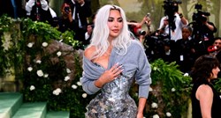 Kim Kardashian šokirala ljude haljinom na Met Gali: "Kako uopće diše u ovome?"