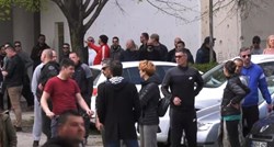 VIDEO Prosvjed protiv policijske brutalnosti u Mostaru, okupilo se više stotina ljudi
