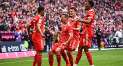 Bayern utrpao šest golova Schalkeu za ostanak na prvom mjestu