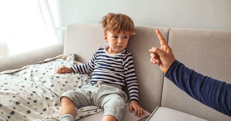 Upozorenje psihologinje: Evo što se događa s djetetom kada vičemo na njega