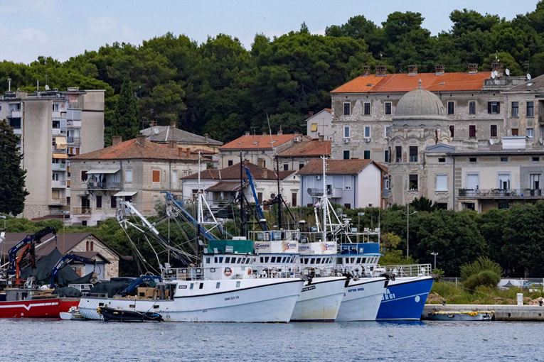 Associated Press piše o problemima hrvatskih ribara. "Situacija nikada nije bila teža"