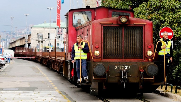 Tri sindikata radnika HŽ Infrastrukture najavljuju štrajk