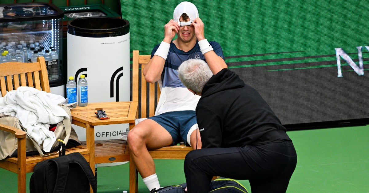 VIDEO 11. tenisač svijeta doživio tešku ozljedu i u suzama predao meč