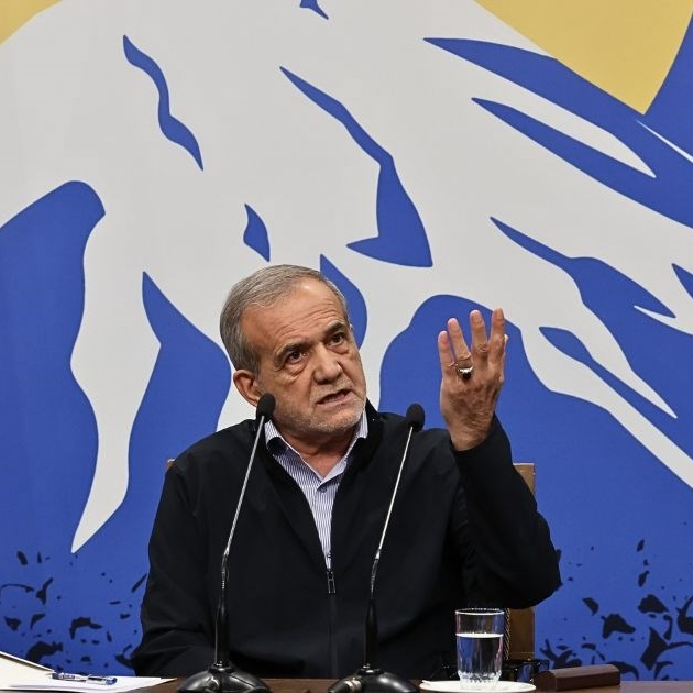 Iranski predsjednik: Moralna policija ne smije gnjaviti žene, pobrinut ću se za to