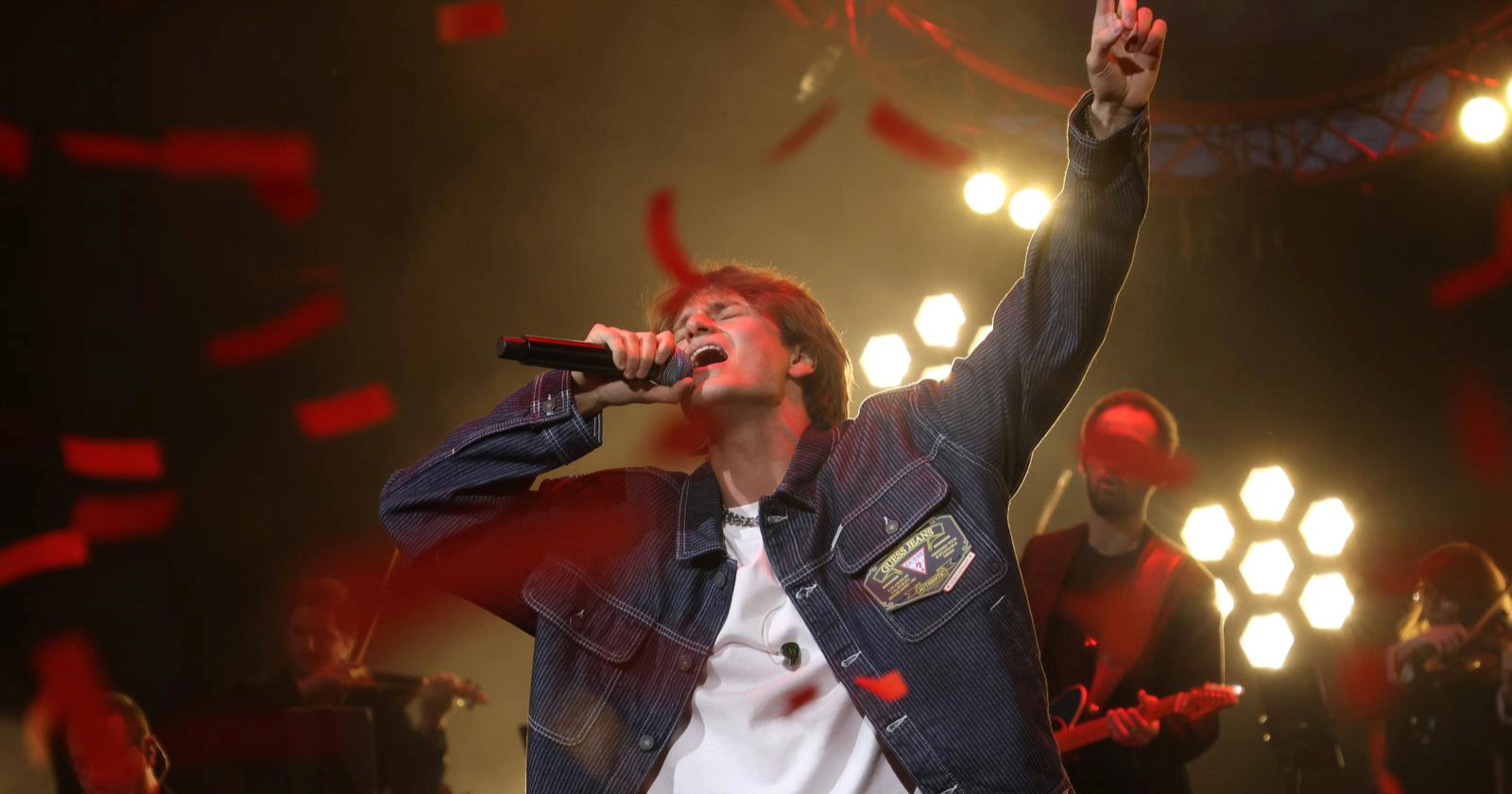 Jozinović je rasprodao 9. koncert u Sava Centru. Samo jedna osoba održala ih je više