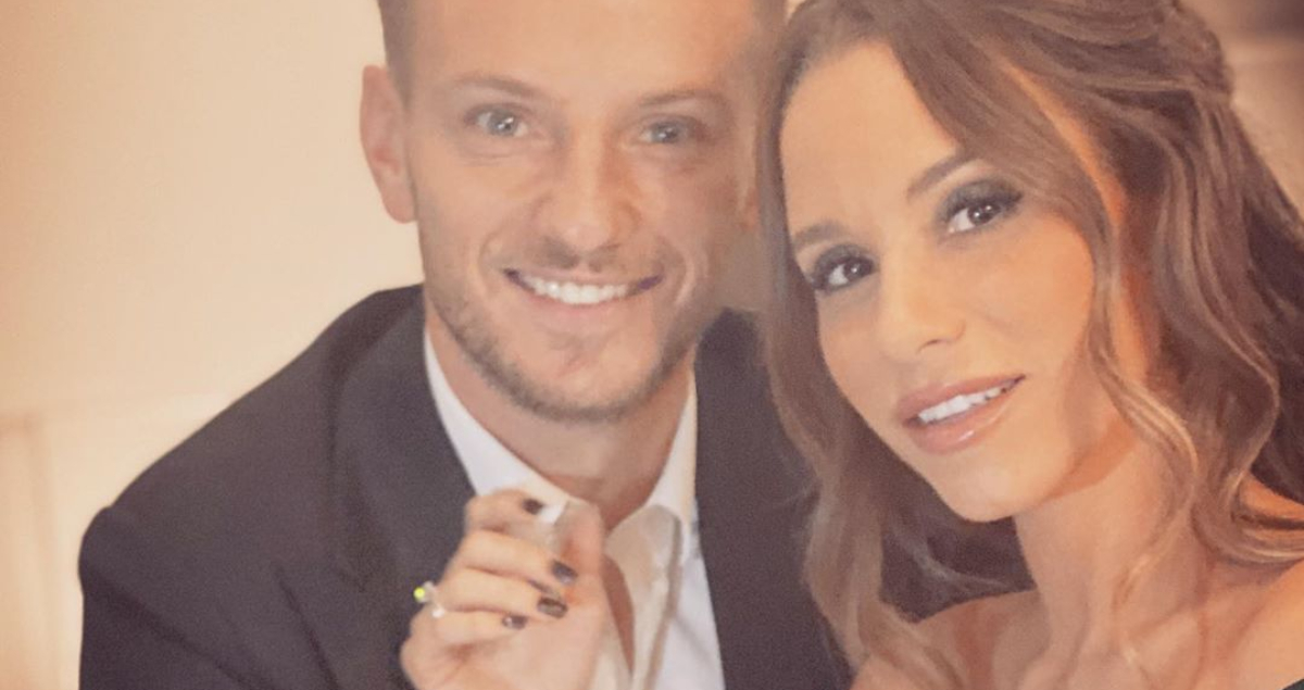 Rakitić pokazao kako vježba u izolaciji, a utegnuto tijelo Raquel ukralo sve poglede