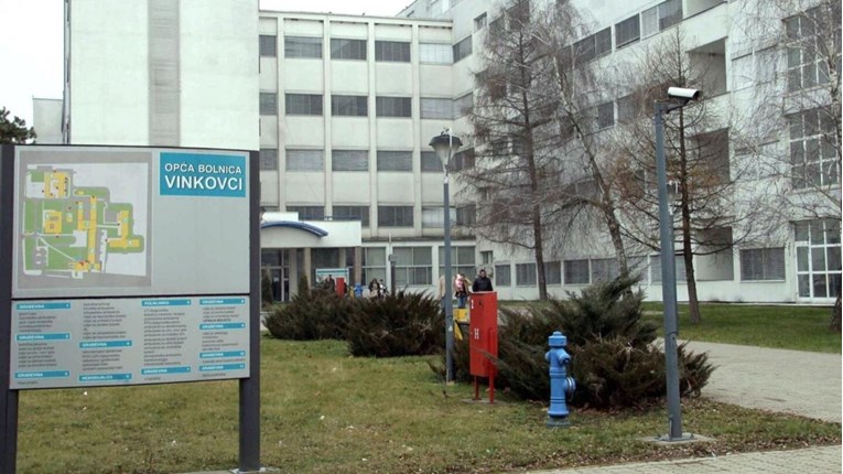 Sumnja na koronavirus u Vinkovcima: Dvojica u bolnici, 8 pod nadzorom kod kuće