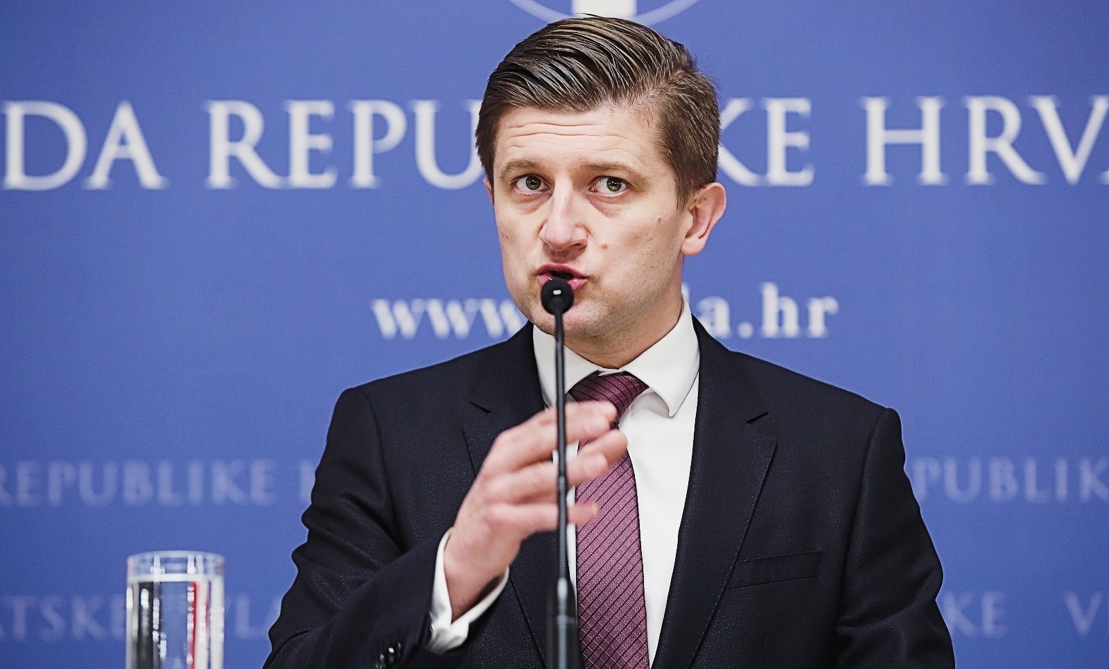Marić o veledrogerijama: Ne možemo riješiti problem stalnim upumpavanjem novca