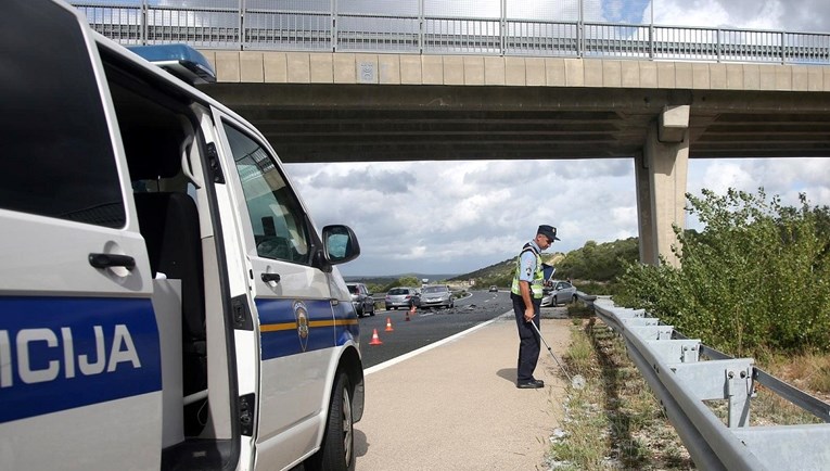 Dječak iz Švedske pretrčavao parkiralište na odmorištu na A1, udario ga auto