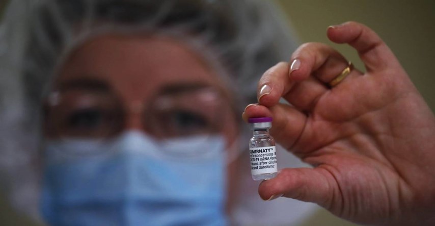 Šef Pfizera: Ljudima će za godinu dana vjerojatno trebati treća doza cjepiva