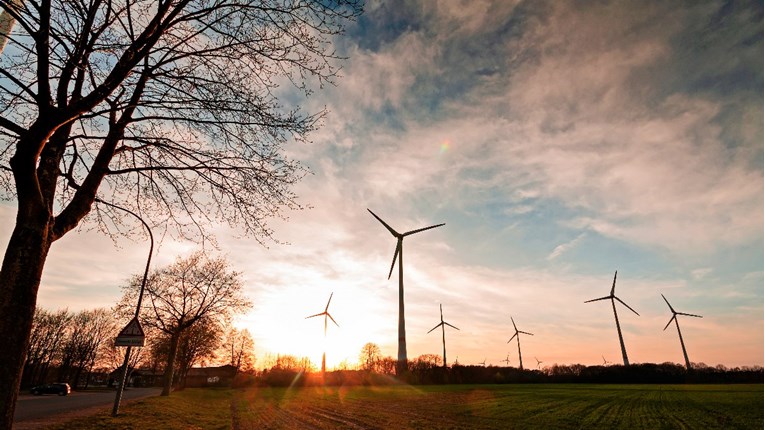 Njemačka dosegla udio zelene energije u mreži od 55 posto