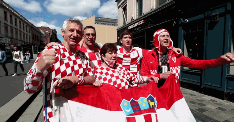 VIDEO U Glasgowu nikad manje hrvatskih navijača, na Trgu tuga nakon gola Čeha
