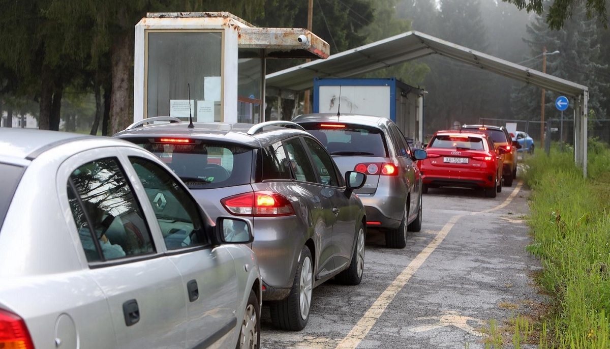 Stožer: 1293 nova slučaja, na respiratoru 94 pacijenta, umrlo 14 osoba