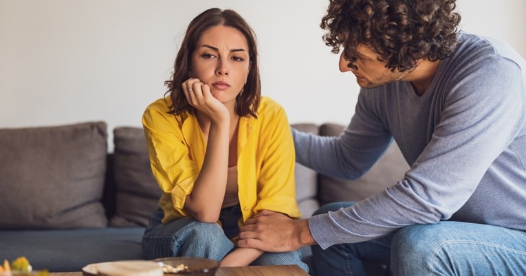 Istraživanja: Ako u vezi primijetite četiri znaka, partner vas iskorištava