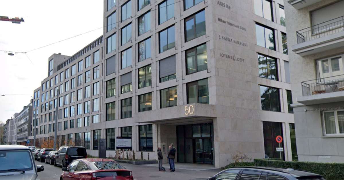 SAD švicarskoj banci prijeti blokadom zbog navodnih veza s Iranom i Rusijom