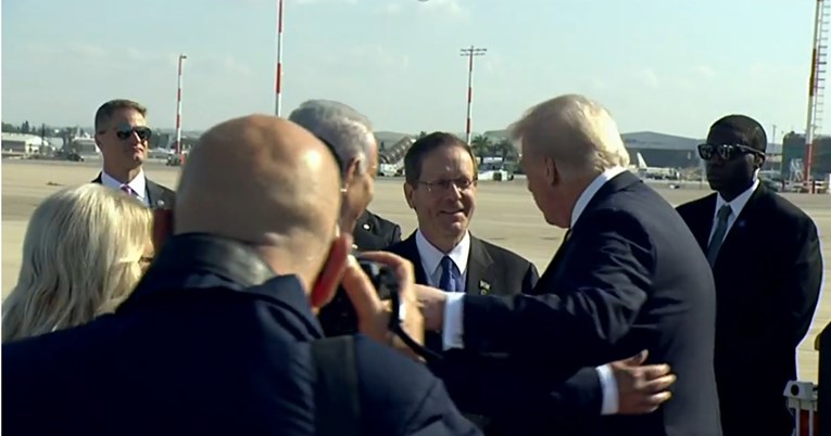 VIDEO Trump sletio u Izrael, imao jako srdačan doček